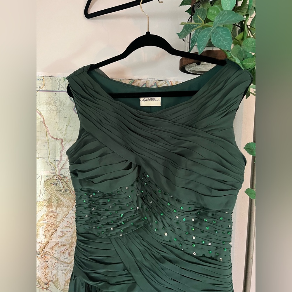 Green chiffon Prom dress